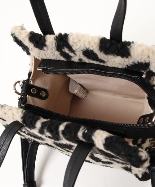 ALTROSE（アルトローズ）の「2WAYミニトート　[ｸﾞﾛｰﾘｰ]（トートバッグ・レディース・ブラック/ベージュ/アイボリー/レオパード・FREE）」の8枚目の写真