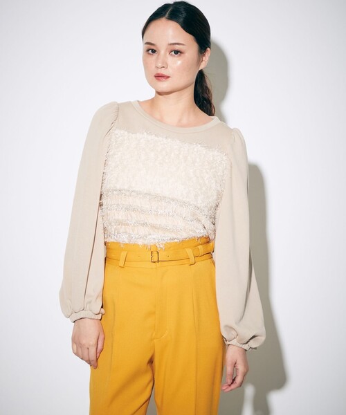 GRACE CONTINENTAL(グレースコンチネンタル)の「カットソーコンビパフ袖トップ(Tシャツ/カットソー・レディース・ブラック/ベージュ・36)」の2枚目の写真