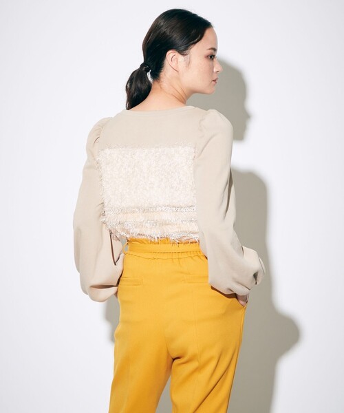 GRACE CONTINENTAL(グレースコンチネンタル)の「カットソーコンビパフ袖トップ(Tシャツ/カットソー・レディース・ブラック/ベージュ・36)」の4枚目の写真