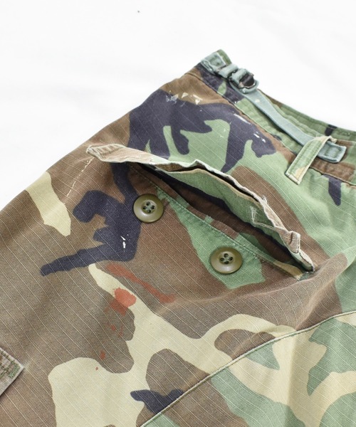 VINTAGE（ヴィンテージ）の「【ヴィンテージ古着】ウッドランドカモ ショートパンツ（カーゴパンツ・メンズ・グリーン系カモフラージュ・LARGE）」の5枚目の写真