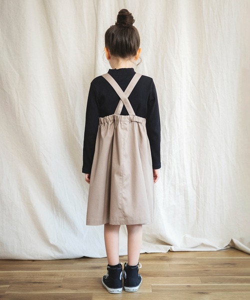 BRANSHES（ブランシェス）の「胸元タックジャンパースカート（スカート・キッズ・カーキオリーブ/ベージュ・110cm/90cm/100cm/120cm/140cm/150cm/130cm）」の9枚目の写真