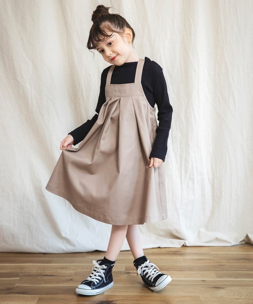 BRANSHES（ブランシェス）の「胸元タックジャンパースカート（スカート・キッズ・カーキオリーブ/ベージュ・110cm/90cm/100cm/120cm/140cm/150cm/130cm）」の4枚目の写真