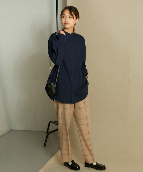 KBF（ケイビーエフ）の「ウール混ルーズパンツ（その他パンツ・レディース・ベージュ系その他/ネイビー・ONE）」の14枚目の写真