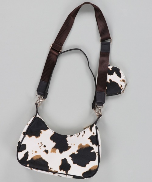 SPINNS（スピンズ）の「【2WAY仕様】ミニポーチ付き フェイクレザーショルダーバッグ（ショルダーバッグ・レディース・ブラック/グレー/アニマル・ONESIZE）」の18枚目の写真