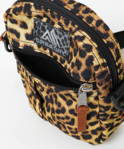 GREGORY（グレゴリー）の「GREGORY　QUICK POCKET　M（ショルダーバッグ・メンズ・アニマル・MEDIUM）」の4枚目の写真