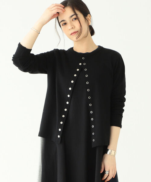 BEAMS BOY(ビームスボーイ)の「BEAMS BOY / リング ドット カーディガン(カーディガン/ボレロ・レディース・ブラック/レッド/グリーン/ロイヤルブルー・1/2)」の2枚目の写真