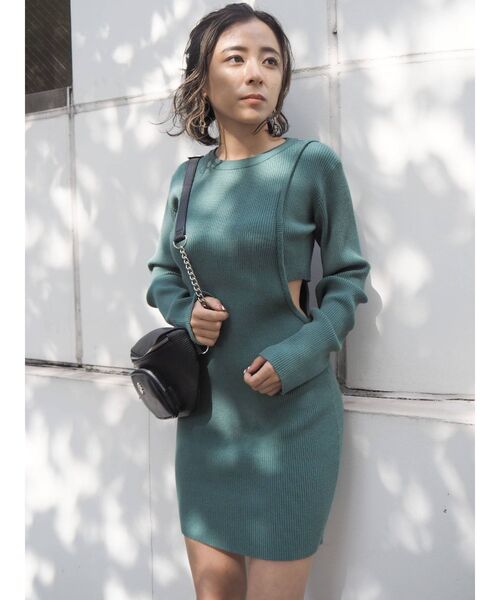 EVRIS（エヴリス）の「サイドオープンニットワンピース（ワンピース・レディース・ブラック/アイボリー/ブルー・FREE）」の20枚目の写真