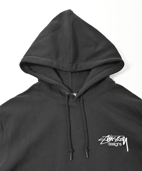 STUSSY（ステューシー）の「STUSSY (ステューシー)  RANSOM ロゴ長袖プルオーバーパーカー（パーカー・メンズ・ブラック・M/L/XL）」の2枚目の写真