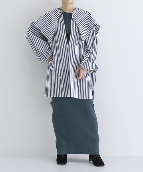 URBAN RESEARCH（アーバンリサーチ）の「iI　big collar blouse（シャツ/ブラウス・レディース・ブルー/ボルドー・ONE）」の4枚目の写真