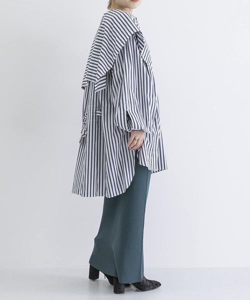 URBAN RESEARCH（アーバンリサーチ）の「iI　big collar blouse（シャツ/ブラウス・レディース・ブルー/ボルドー・ONE）」の6枚目の写真