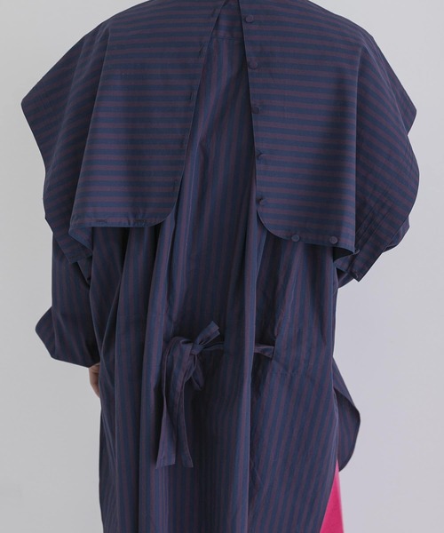 URBAN RESEARCH（アーバンリサーチ）の「iI　big collar blouse（シャツ/ブラウス・レディース・ブルー/ボルドー・ONE）」の15枚目の写真