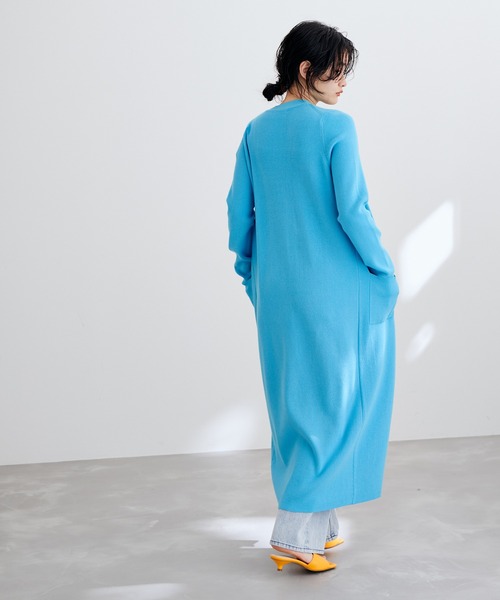 ADAM ET ROPE'（アダムエロペ）の「【サステナブル】エコベロビスチェ付きロングカーディガン（カーディガン/ボレロ・レディース・ブラック/サックスブルー・FREE）」の9枚目の写真