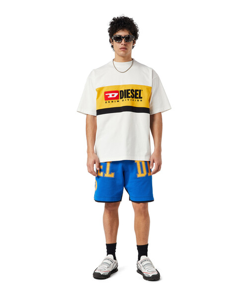 DIESEL（ディーゼル）の「メンズ Tシャツ リラックスフィット プリント（Tシャツ/カットソー・メンズ・ホワイト/ブラック・SMALL/MEDIUM/LARGE/X-LARGE/XX-LARGE/X-SMALL）」の8枚目の写真