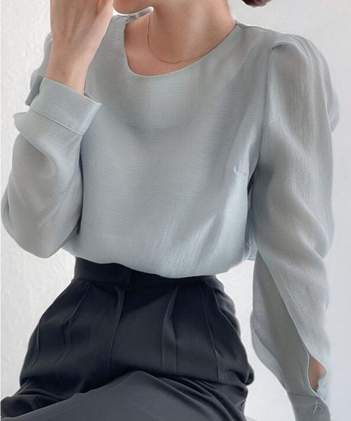 LAFFMO（ラフモ）の「クルーネックギャザースリーブブラウス（シャツ/ブラウス・レディース・ホワイト/ベージュ/ブルー・F）」の3枚目の写真