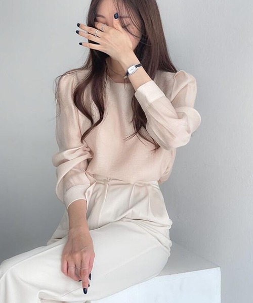 LAFFMO（ラフモ）の「クルーネックギャザースリーブブラウス（シャツ/ブラウス・レディース・ホワイト/ベージュ/ブルー・F）」の6枚目の写真