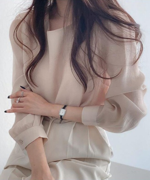 LAFFMO（ラフモ）の「クルーネックギャザースリーブブラウス（シャツ/ブラウス・レディース・ホワイト/ベージュ/ブルー・F）」の17枚目の写真