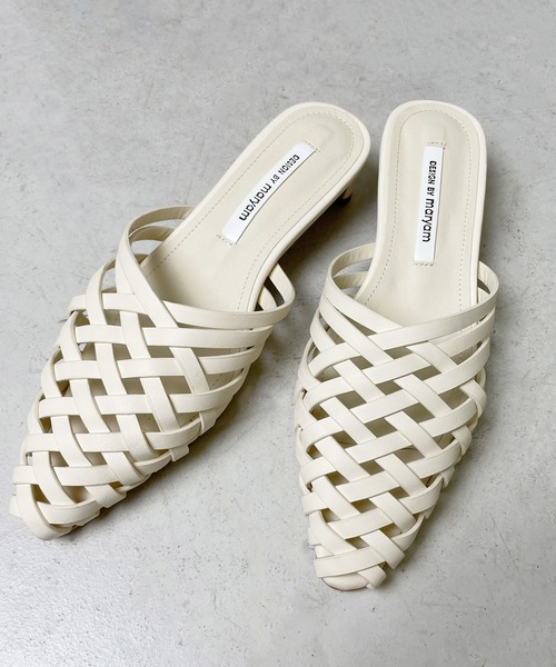 StyleSea（スタイルシー）の「ポインテッドトゥメッシュミュールサンダル（サンダル・レディース・ホワイト/ボルドー/ブラック・39/38/35/36/37/40）」の2枚目の写真