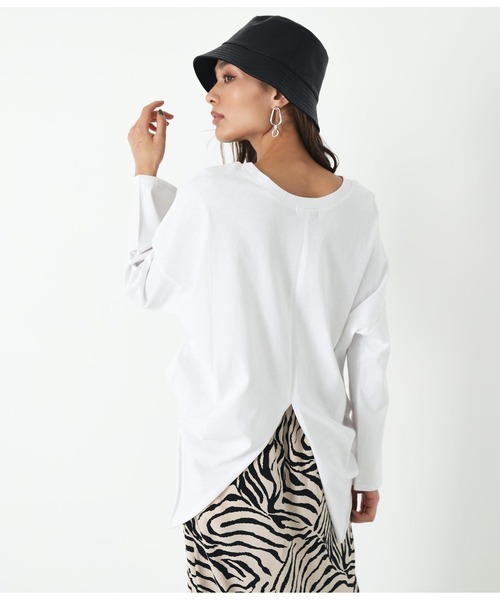 ANAP（アナップ）の「バックスリットロゴロンT（Tシャツ/カットソー・レディース・ブルー/ブラック/グレイッシュベージュ/ホワイト・FREE）」の5枚目の写真