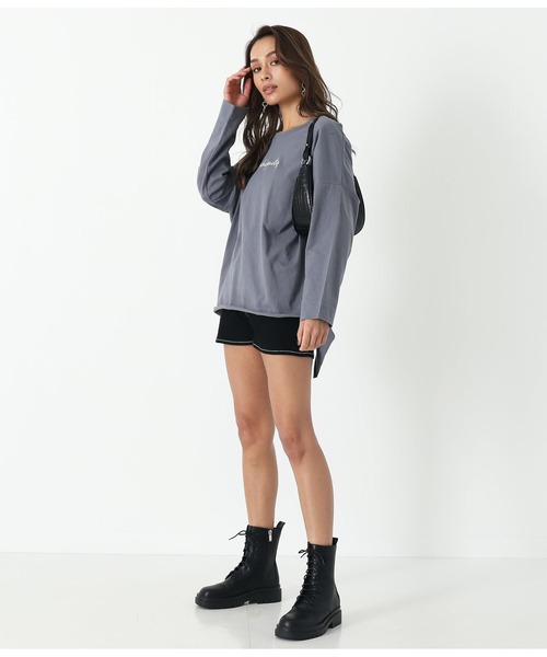 ANAP（アナップ）の「バックスリットロゴロンT（Tシャツ/カットソー・レディース・ブルー/ブラック/グレイッシュベージュ/ホワイト・FREE）」の14枚目の写真