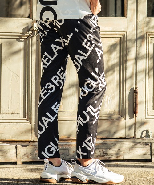 店舗限定特典つき 1piu1uguale3 Relax ウノピゥウノウグァーレトレ スーパーストレッチ総柄ロゴスラックス スラックス 1piu1uguale3 Relax ウノピゥウノウグァーレトレ リラックス のファッション 売れ筋値下げ Terrypaton Com