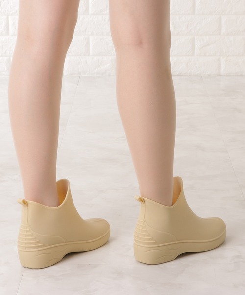 Lace Ladies（レースレディース）の「プルストラップ付きスニーカー風ショートレインブーツ（レインシューズ・レディース・ブラック/アイボリー・23/24/25/22.5/24.5/23.5）」の21枚目の写真