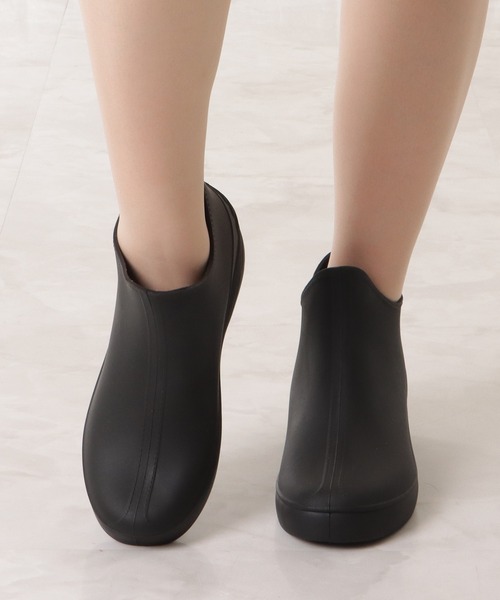 Lace Ladies（レースレディース）の「プルストラップ付きスニーカー風ショートレインブーツ（レインシューズ・レディース・ブラック/アイボリー・23/24/25/22.5/24.5/23.5）」の9枚目の写真