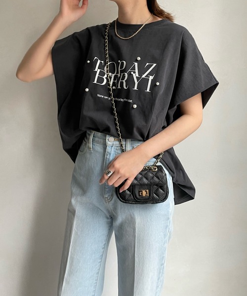 DouDou（ドゥドゥ）の「TOPAZ パールロゴフロッキーTEE（Tシャツ/カットソー・レディース・オフホワイト/ベージュ/チャコールグレー・FREE）」の10枚目の写真