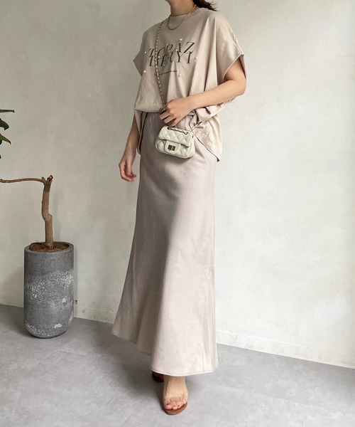 DouDou（ドゥドゥ）の「TOPAZ パールロゴフロッキーTEE（Tシャツ/カットソー・レディース・オフホワイト/ベージュ/チャコールグレー・FREE）」の13枚目の写真