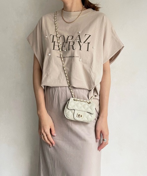 DouDou（ドゥドゥ）の「TOPAZ パールロゴフロッキーTEE（Tシャツ/カットソー・レディース・オフホワイト/ベージュ/チャコールグレー・FREE）」の19枚目の写真