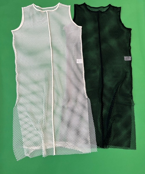 y/m by misato（イムバイミサト）の「カットメッシュロングトップス（ベスト・レディース・ブラック/アイボリー・FREE）」の15枚目の写真