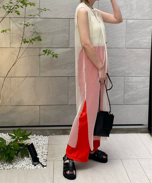 y/m by misato（イムバイミサト）の「カットメッシュロングトップス（ベスト・レディース・ブラック/アイボリー・FREE）」の12枚目の写真