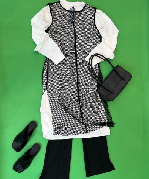 y/m by misato（イムバイミサト）の「カットメッシュロングトップス（ベスト・レディース・ブラック/アイボリー・FREE）」の19枚目の写真