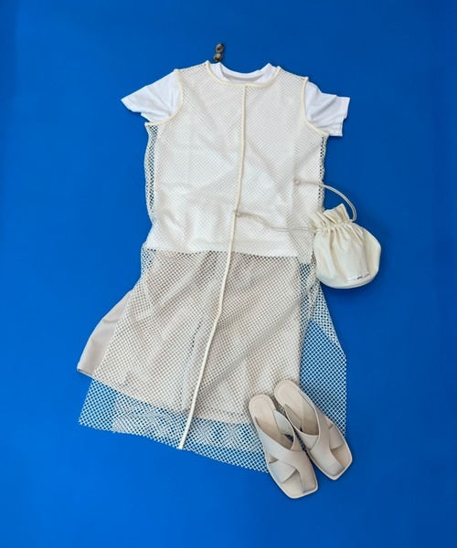 y/m by misato（イムバイミサト）の「カットメッシュロングトップス（ベスト・レディース・ブラック/アイボリー・FREE）」の18枚目の写真