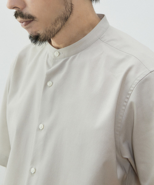 MEN'S MELROSE（メンズメルローズ）の「REFLAXウェザーストレッチバンドカラーシャツ（シャツ/ブラウス・メンズ・ベージュ/チャコールグレー/ライトベージュ/グレイッシュベージュ・3/2/4）」の14枚目の写真