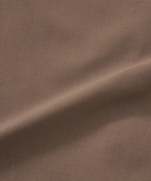 MEN'S MELROSE（メンズメルローズ）の「REFLAXウェザーストレッチバンドカラーシャツ（シャツ/ブラウス・メンズ・ベージュ/チャコールグレー/ライトベージュ/グレイッシュベージュ・3/2/4）」の12枚目の写真