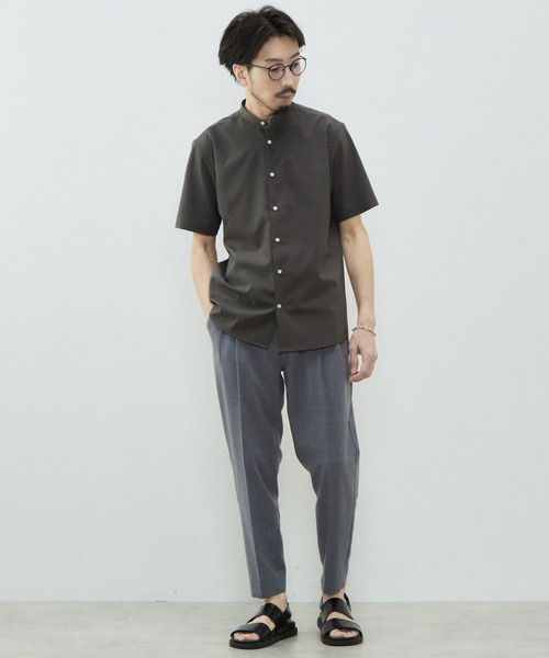 MEN'S MELROSE（メンズメルローズ）の「REFLAXウェザーストレッチバンドカラーシャツ（シャツ/ブラウス・メンズ・ベージュ/チャコールグレー/ライトベージュ/グレイッシュベージュ・3/2/4）」の5枚目の写真