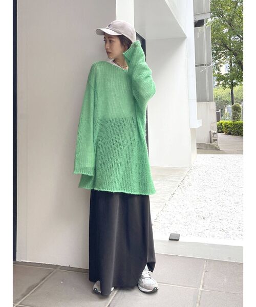 Ungrid（アングリッド）の「サテンフィットマキシスカート（スカート・レディース・ブラック/グリーン/アイボリー・FREE）」の4枚目の写真