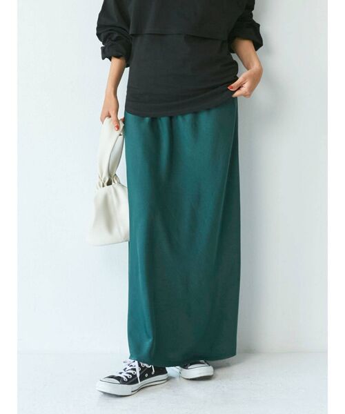 Ungrid（アングリッド）の「サテンフィットマキシスカート（スカート・レディース・ブラック/グリーン/アイボリー・FREE）」の16枚目の写真