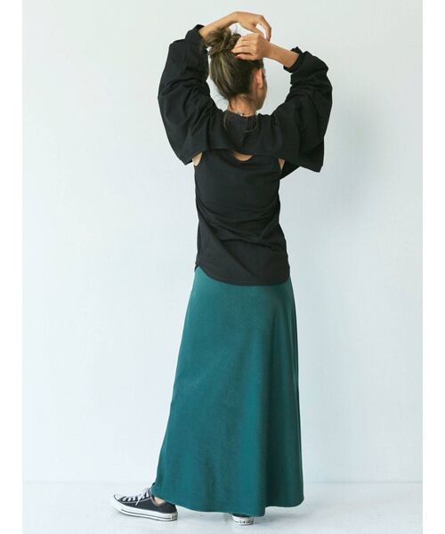 Ungrid（アングリッド）の「サテンフィットマキシスカート（スカート・レディース・ブラック/グリーン/アイボリー・FREE）」の18枚目の写真