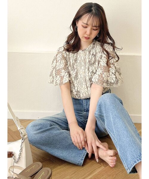 完売品！ dazzlin ハーフスリーブレースブラウス dazzlin ハーフスリーブレースブラウス（オフホワイト
