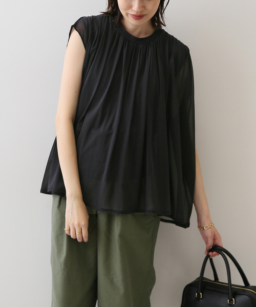 SLOBE IENA(スローブイエナ)の「チュールレイヤードプルオーバー(Tシャツ/カットソー・レディース・チャコールグレー/ブラック・FREE)」の9枚目の写真