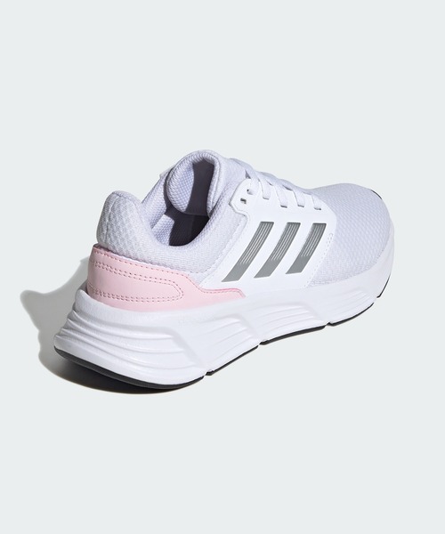 新品未使用 アディダス メンズ ランニングシューズ adidas