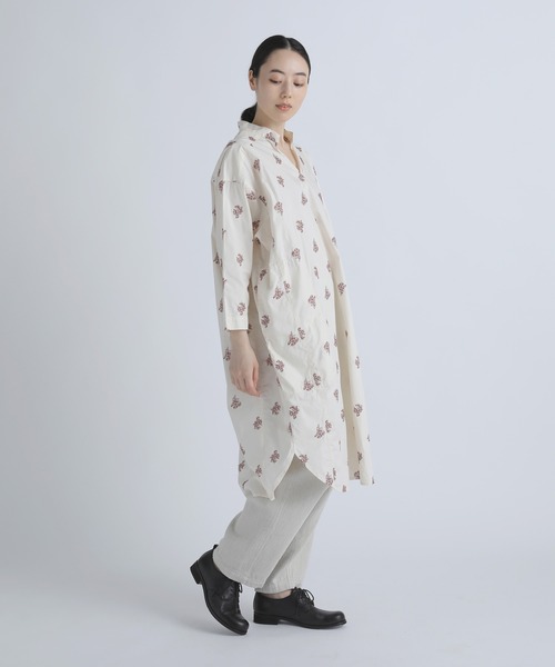 Plantation(プランテーション)の「ブーケステッチ/チュニック / (O)(チュニック・レディース・ダークグレー/オフホワイト・M size)」の12枚目の写真