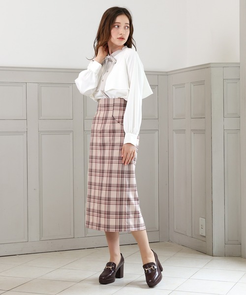 ASTORIA ODIER(アストリアオディール)の「バックスピンドルチェックタイトスカート(スカート・レディース・ブラウン/ベージュ・SMALL/MEDIUM/LARGE)」の16枚目の写真