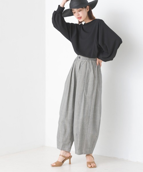 OMNES（オムネス）の「梨地バックヘンリーボリュームスリーブプルオーバー長袖（その他トップス・レディース・ブラック/グリーン/アイボリー/キャメル/ベージュ/ブルー/ピンク・FREE）」の19枚目の写真