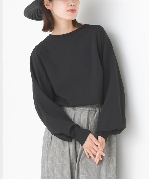 OMNES（オムネス）の「梨地バックヘンリーボリュームスリーブプルオーバー長袖（その他トップス・レディース・ブラック/グリーン/アイボリー/キャメル/ベージュ/ブルー/ピンク・FREE）」の21枚目の写真