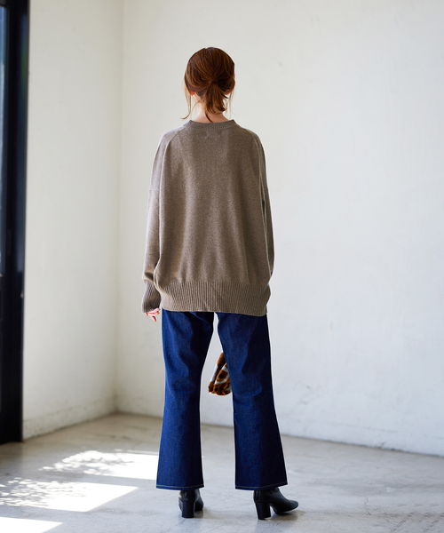 JOURNAL STANDARD（ジャーナルスタンダード）の「カシミヤクルーネックプルオーバー（ニット/セーター・レディース・チャコールグレー/ブラウン系その他/グリーン/ブラック・FREE）」の21枚目の写真