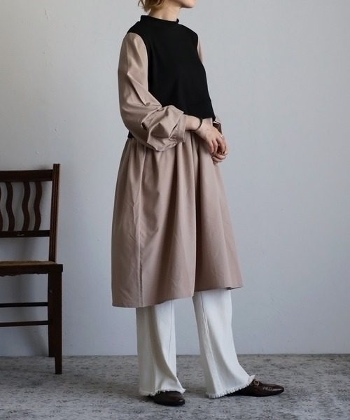 Yucca(ユッカ)の「タック7分袖ドッキングワンピース(ワンピース・レディース・アイボリー/ホワイト・MEDIUM/LARGE)」の8枚目の写真