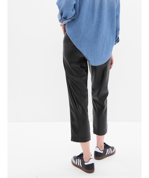 GAP（ギャップ）の「ミッドライズ フェイクレザー イージーパンツ（その他パンツ・レディース・ブラック・XS/S/M/L/XXS）」の4枚目の写真