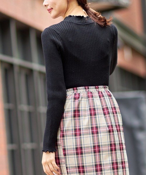 tocco closet（トッコ　クローゼット）の「プチハイネックメローフリルリブニットプルオーバー（ニット/セーター・レディース・ブラック/ブラウン/ピンク/アイボリー・M）」の14枚目の写真